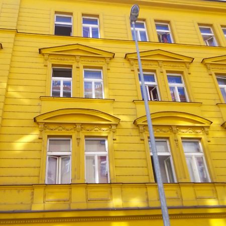Aparthotel Zarra プラハ エクステリア 写真